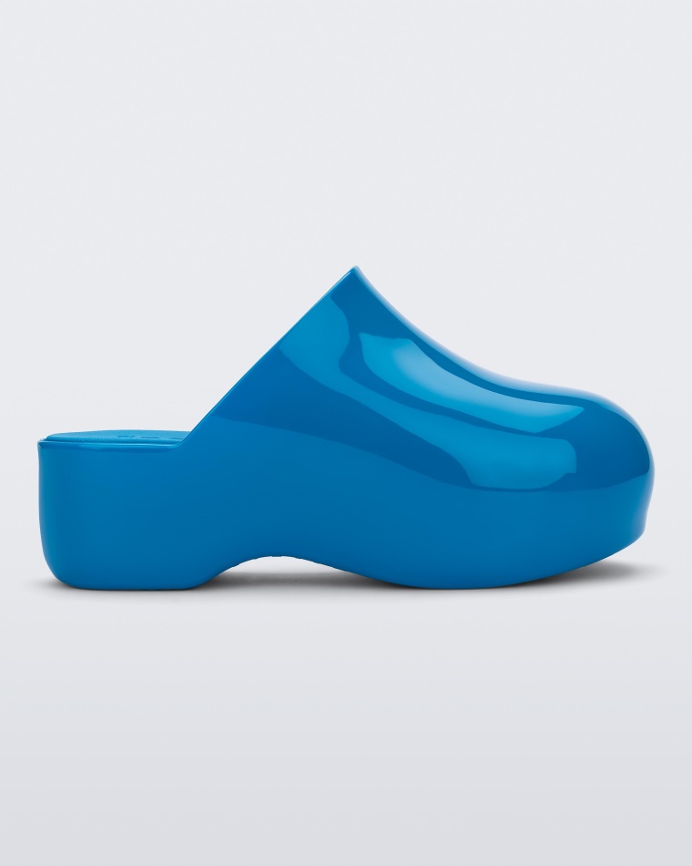 blue_melissa_simonmiller_bubble_clog.jpg Blue Melissa SIMONMILLER Bubble Clog - Image 1